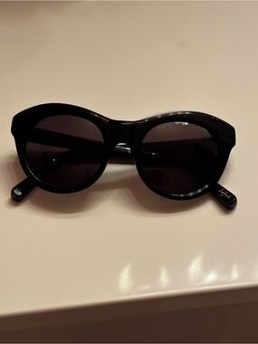 Elizabeth & James Black Women's Sunglasses - UV Protection